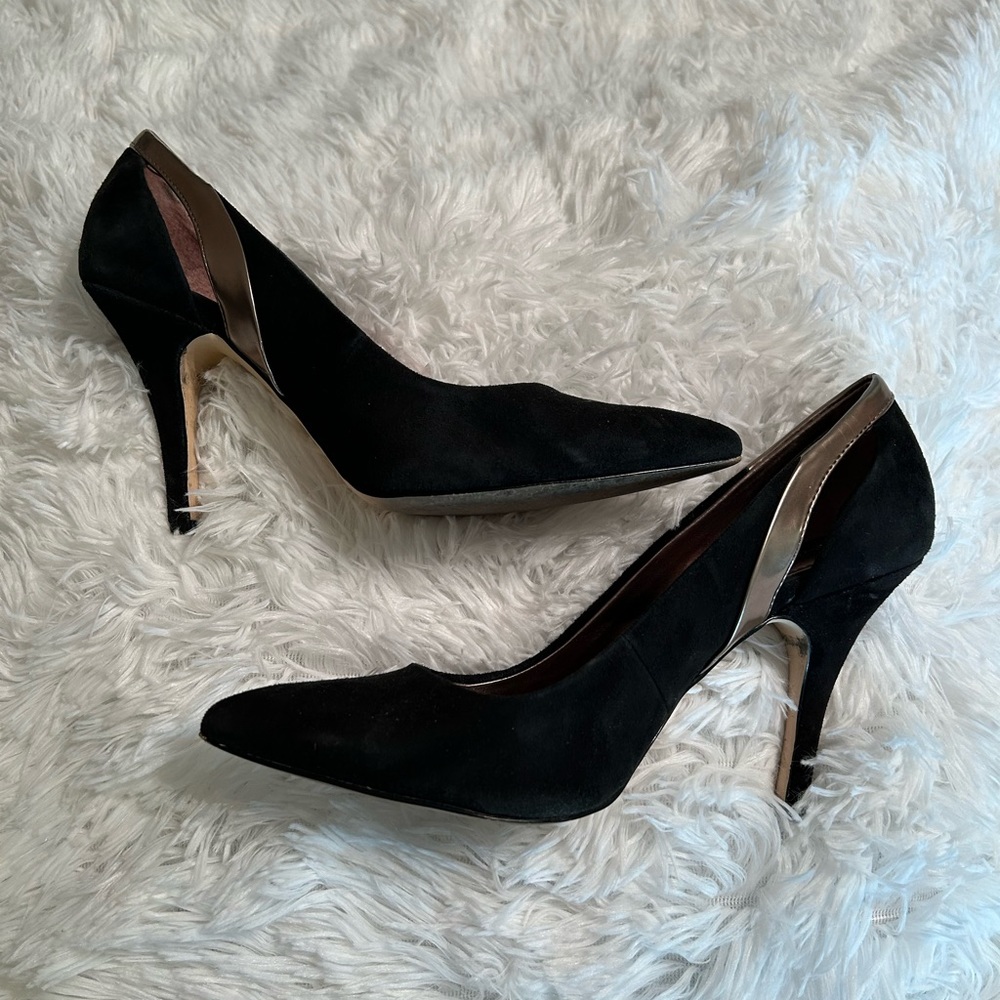 Calvin Klein suede pumps